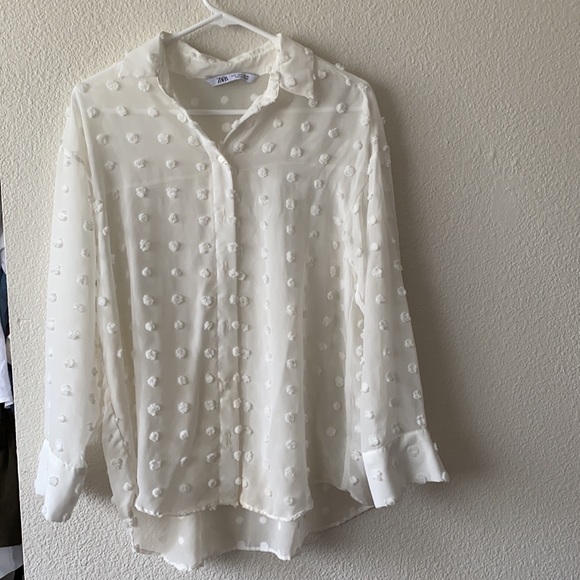 White button up - Picture 2 of 4